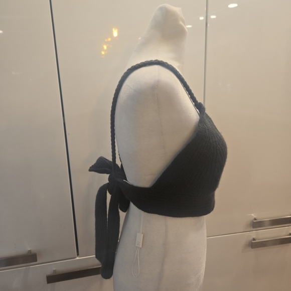 TSE Cashmere Crochet Knit Cropped Bralette Halter Top Gray Size Medium Large - Picture 4 of 11